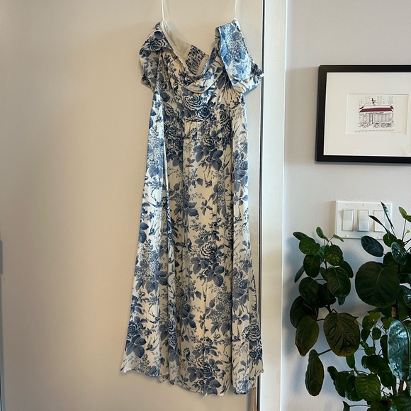 Reformation Violet Dress - NWT - Picture 2 of 7